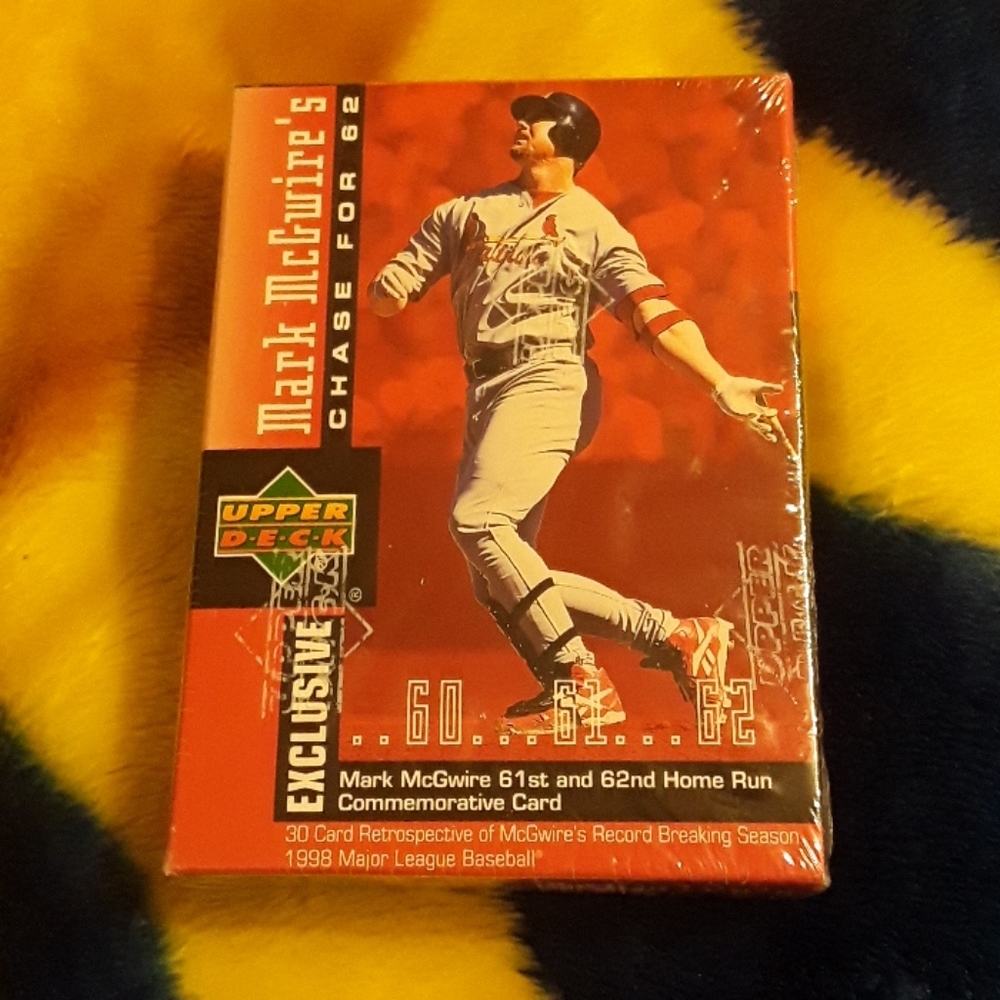 🆕️NWT Mark McGwire Chase for 62 Sealed Box Set